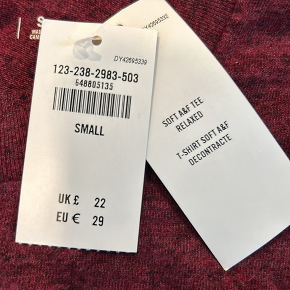 NWT Ambercrombie t-shirt small - Picture 4 of 6